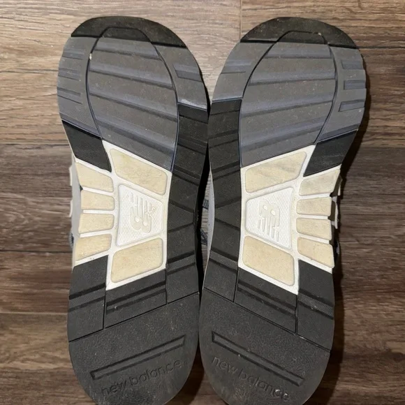 New Balance Men's Navy and Light Gray Sneakers - Picture 5 of 7